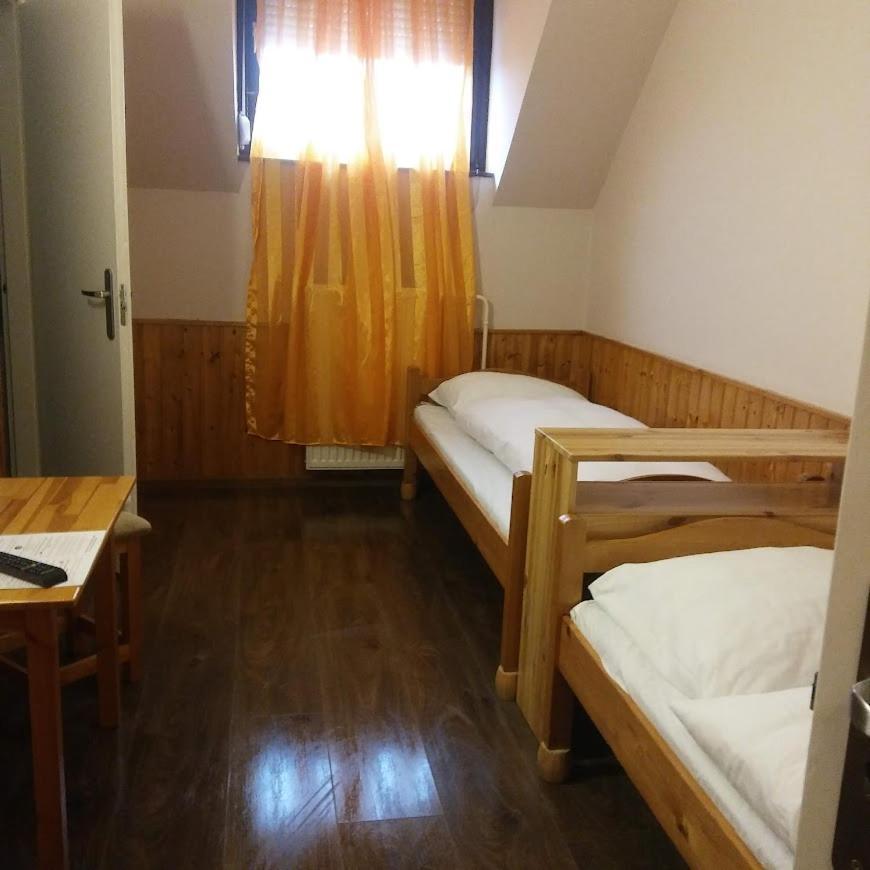Kispipa Panzio *