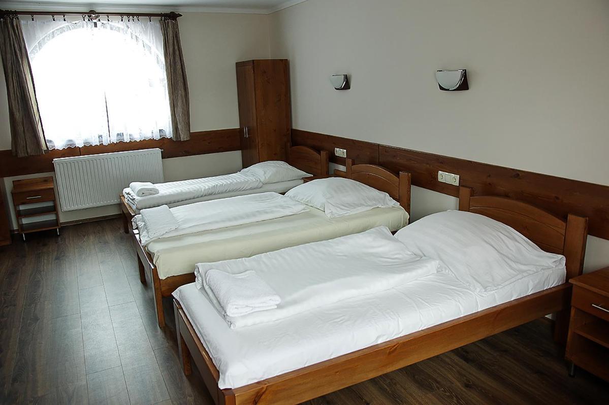Kispipa Panzio * Szombathely